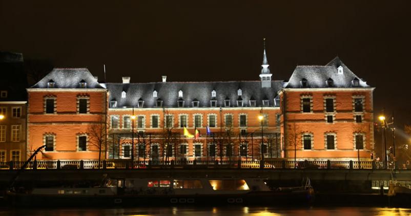 Parlement de Wallonie de nuit