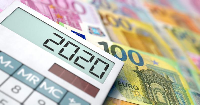 Calculatrice avec mentionné "2020"