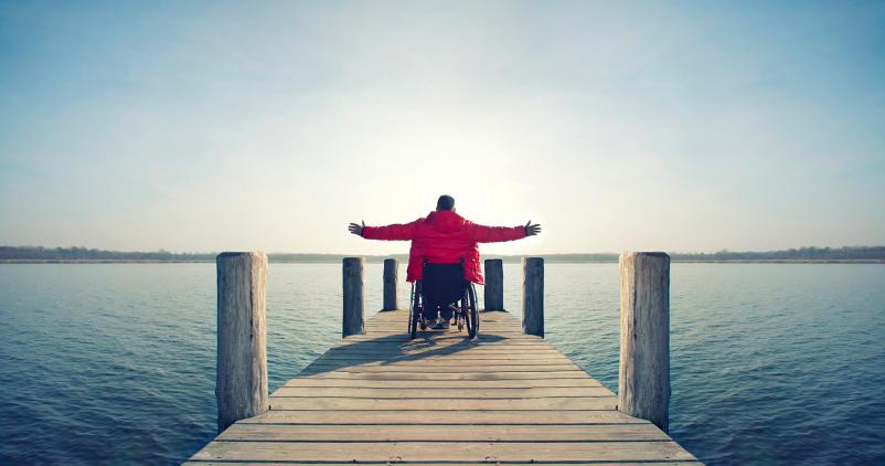 Personne en fauteuil roulant
